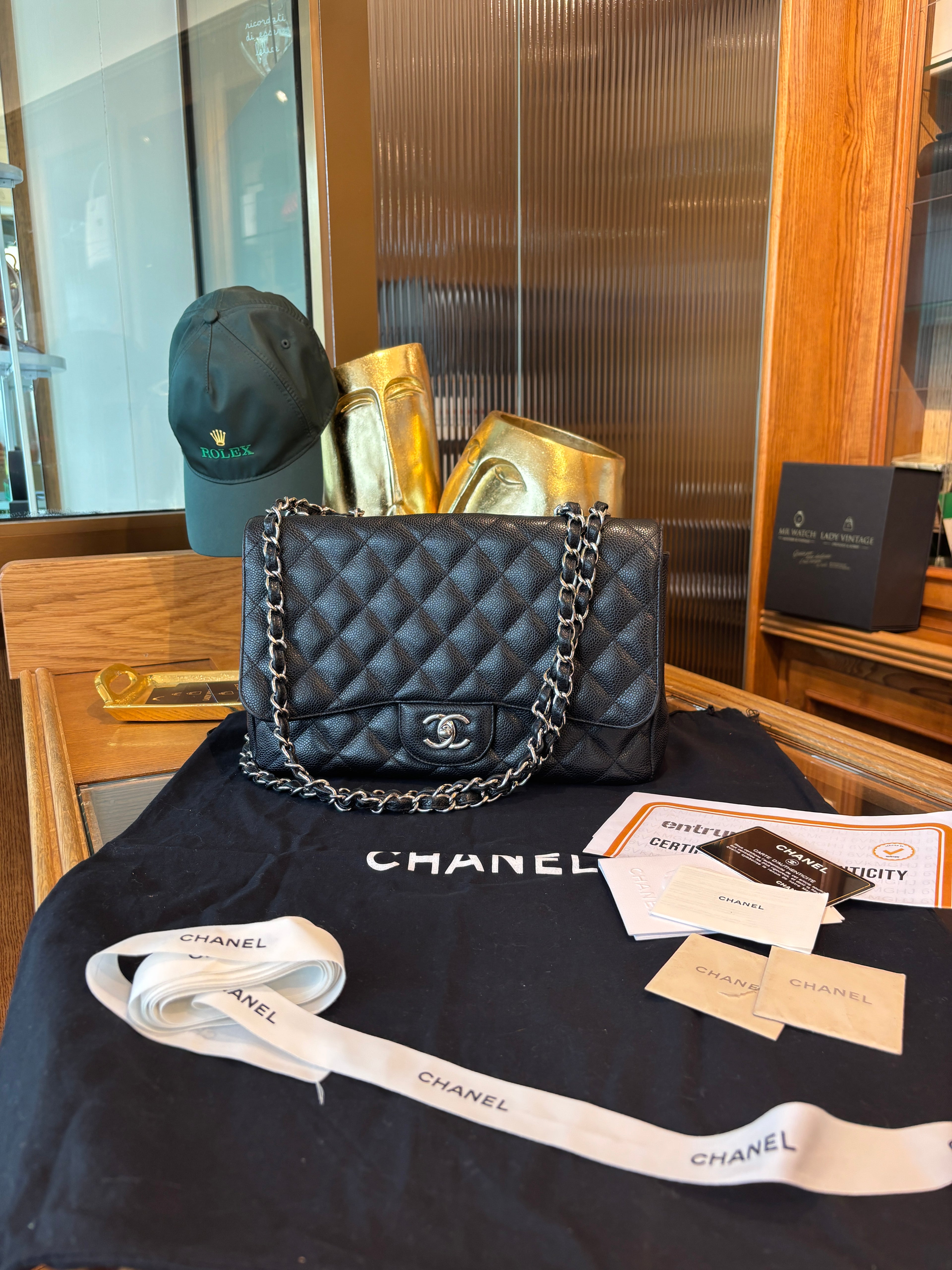 Chanel jumbo
