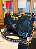 Chanel 19