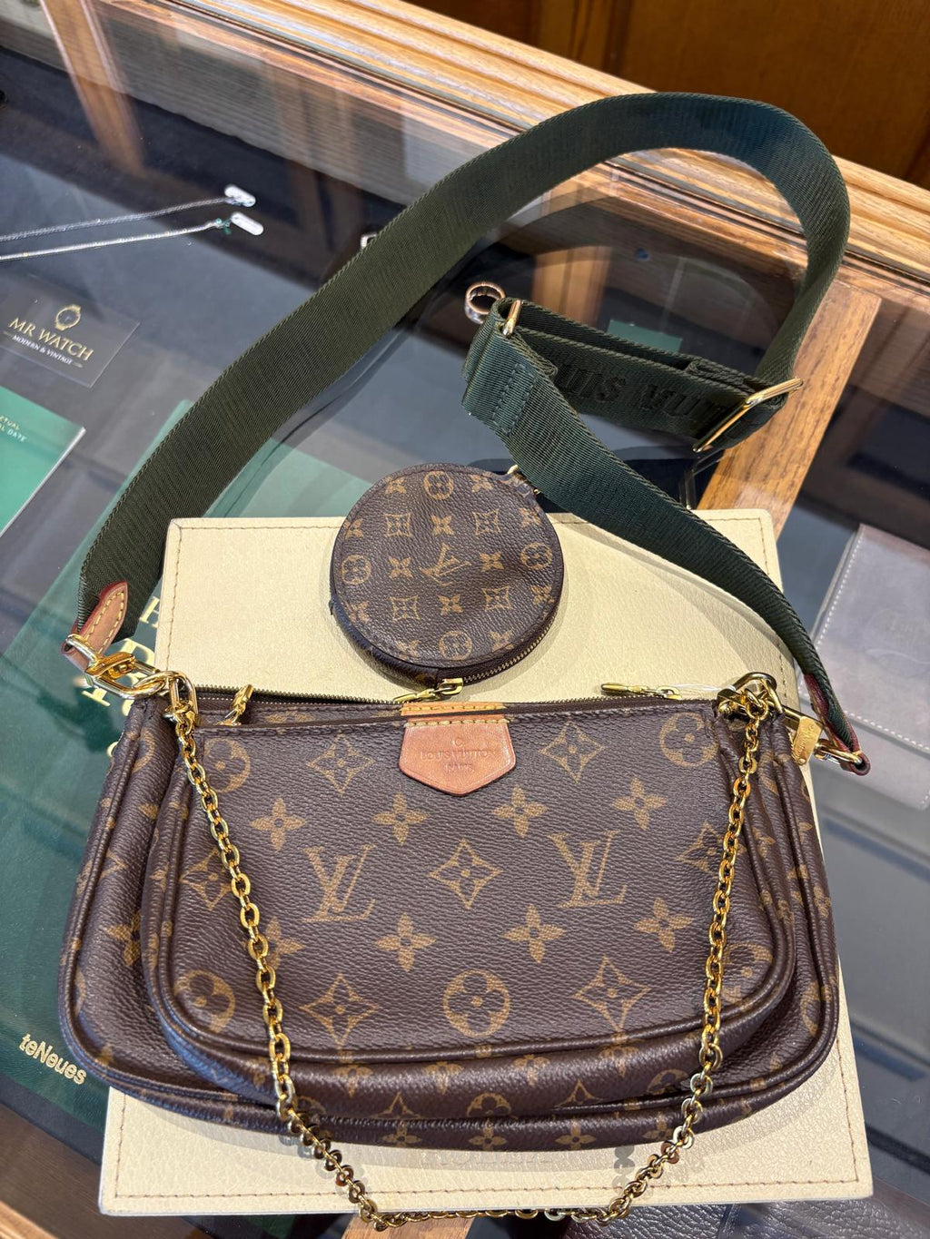 LV MULTIPOCHETTE tracolla verde