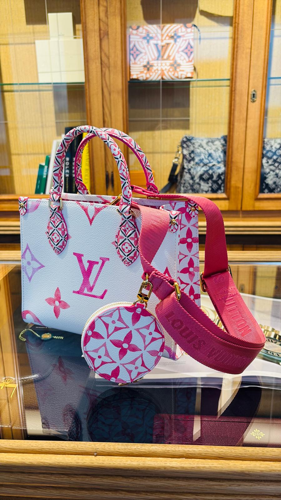 LV ON THE GO