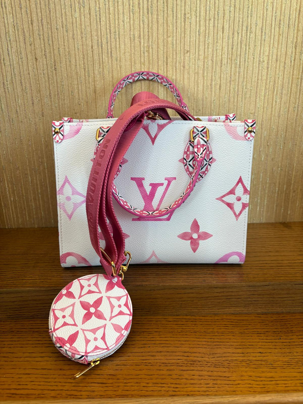 LV ON THE GO